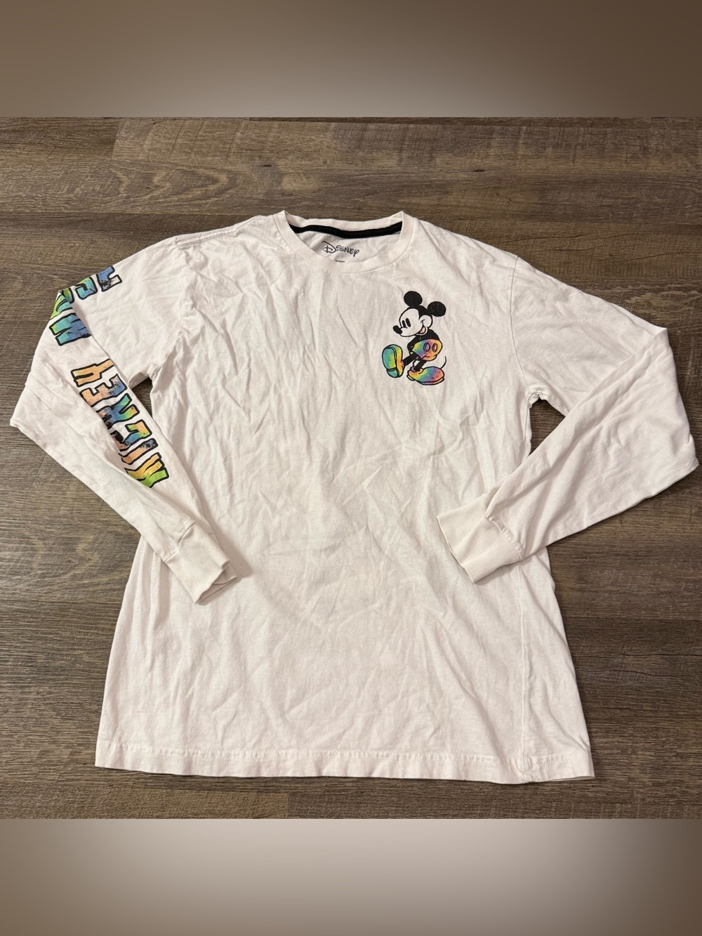 Disney Long-Sleeve Tee Mens Medium